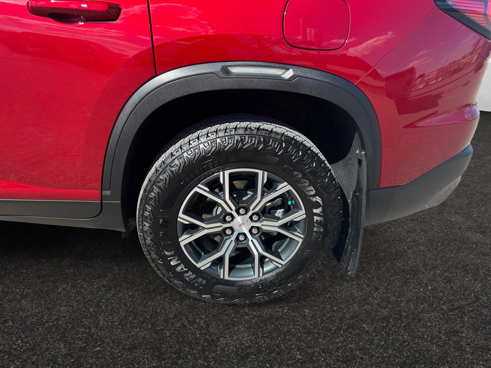 Used 2025 Red GMC AT4 AWD image 9