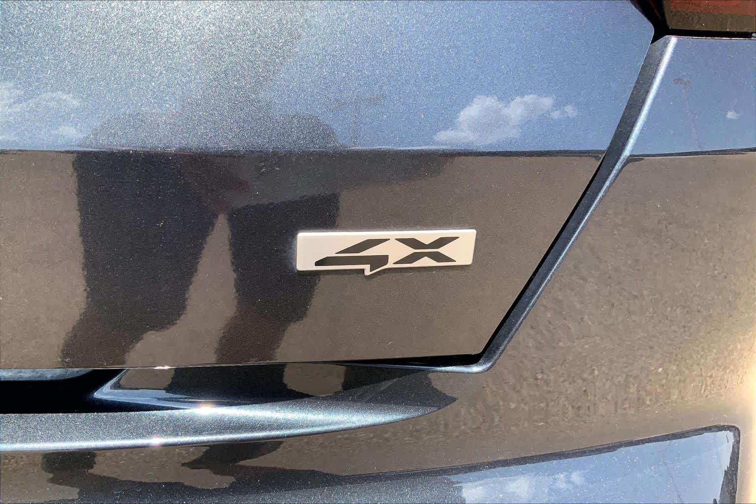 Used 2023 Gravity Grey Kia SX image 10