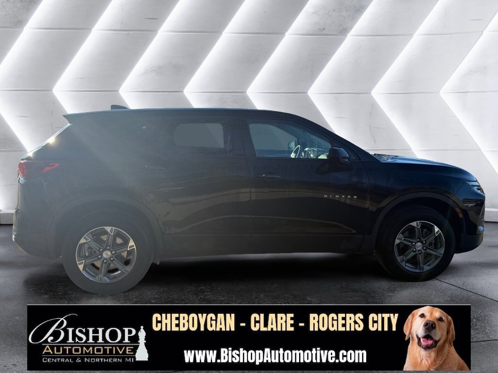 2023 Chevrolet Blazer 2LT photo 4