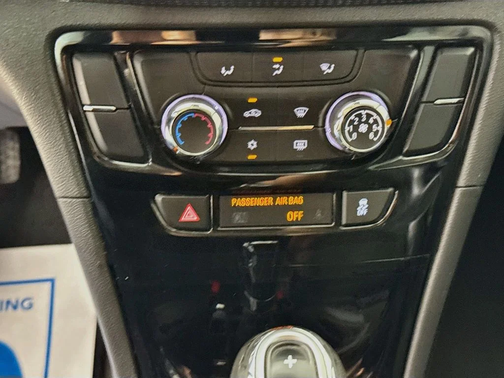 Used 2018 Ebony Twilight Metallic Buick Preferred image 15
