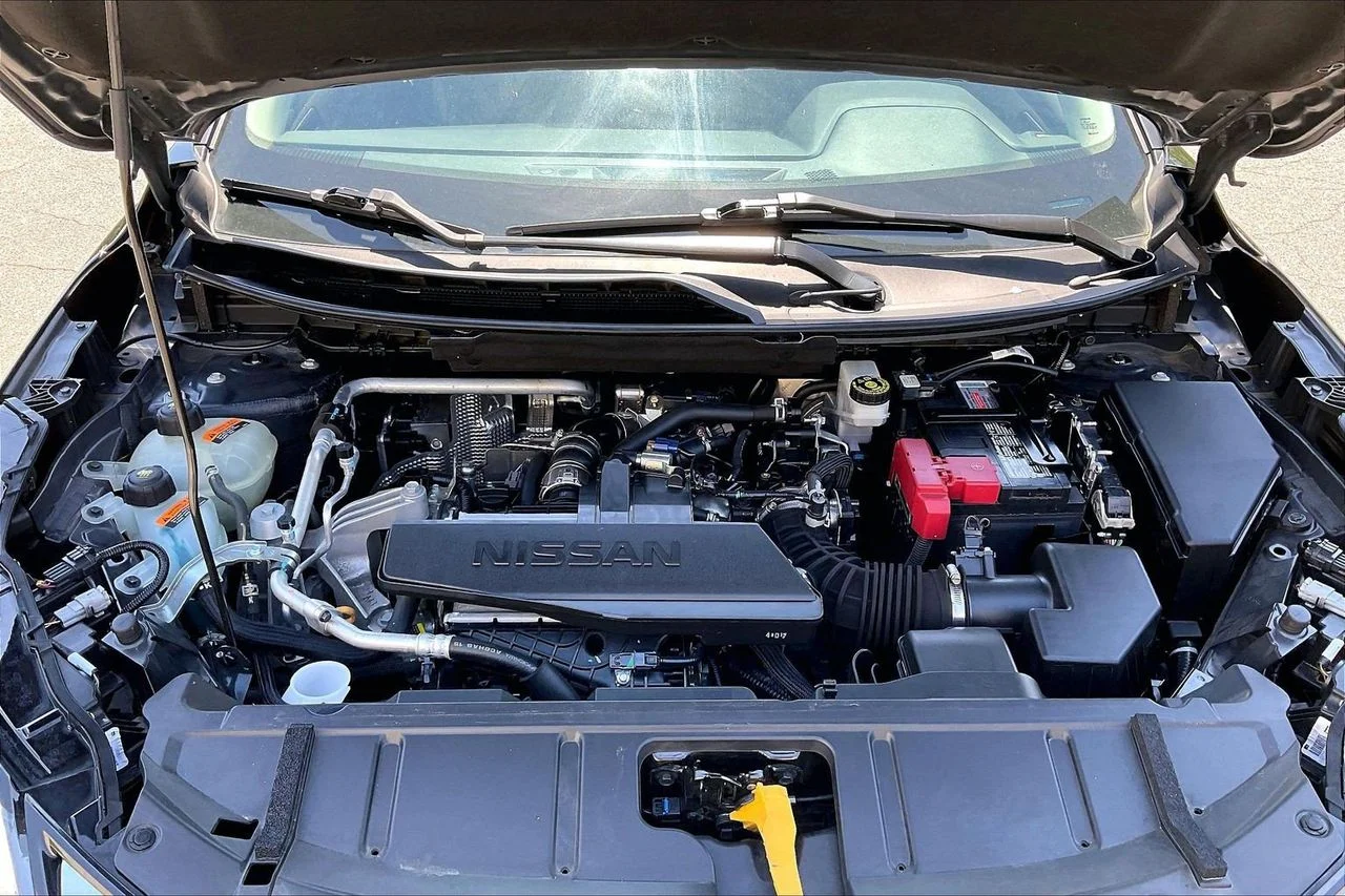 Used 2024 Black Nissan S image 37