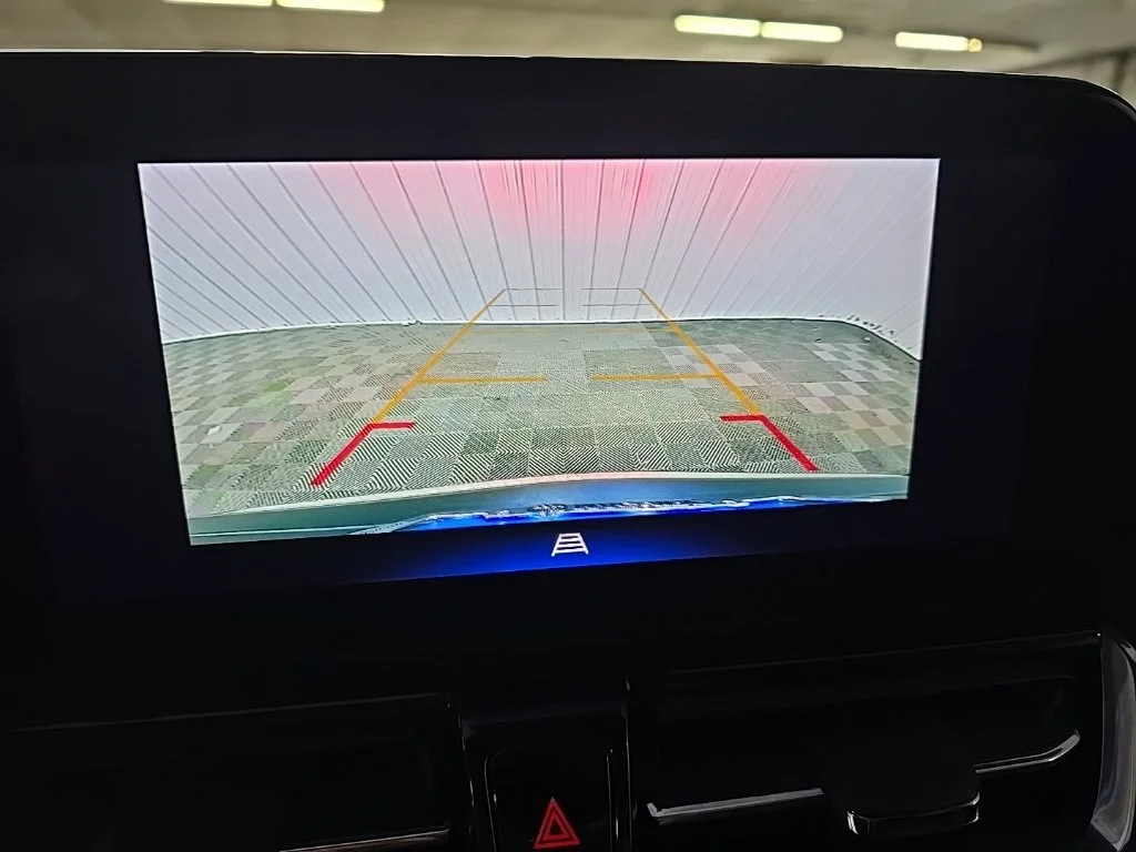Used 2025 Green Chevrolet ACTIV image 23