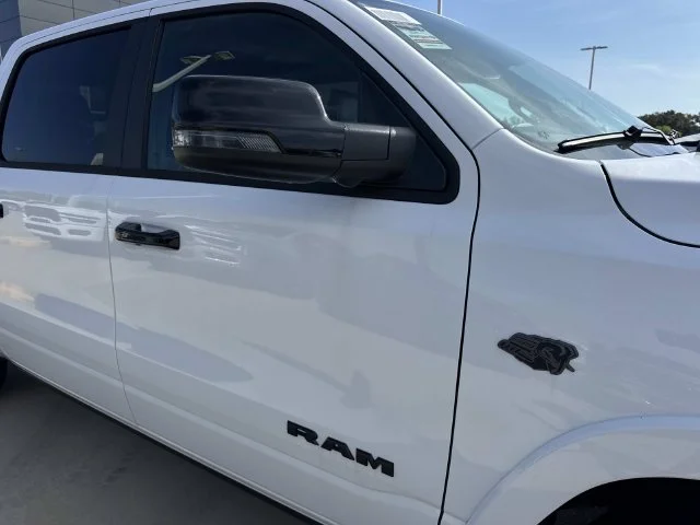 New 2027 Bright White Clear-Coat Exterior Paint RAM Laramie image 28