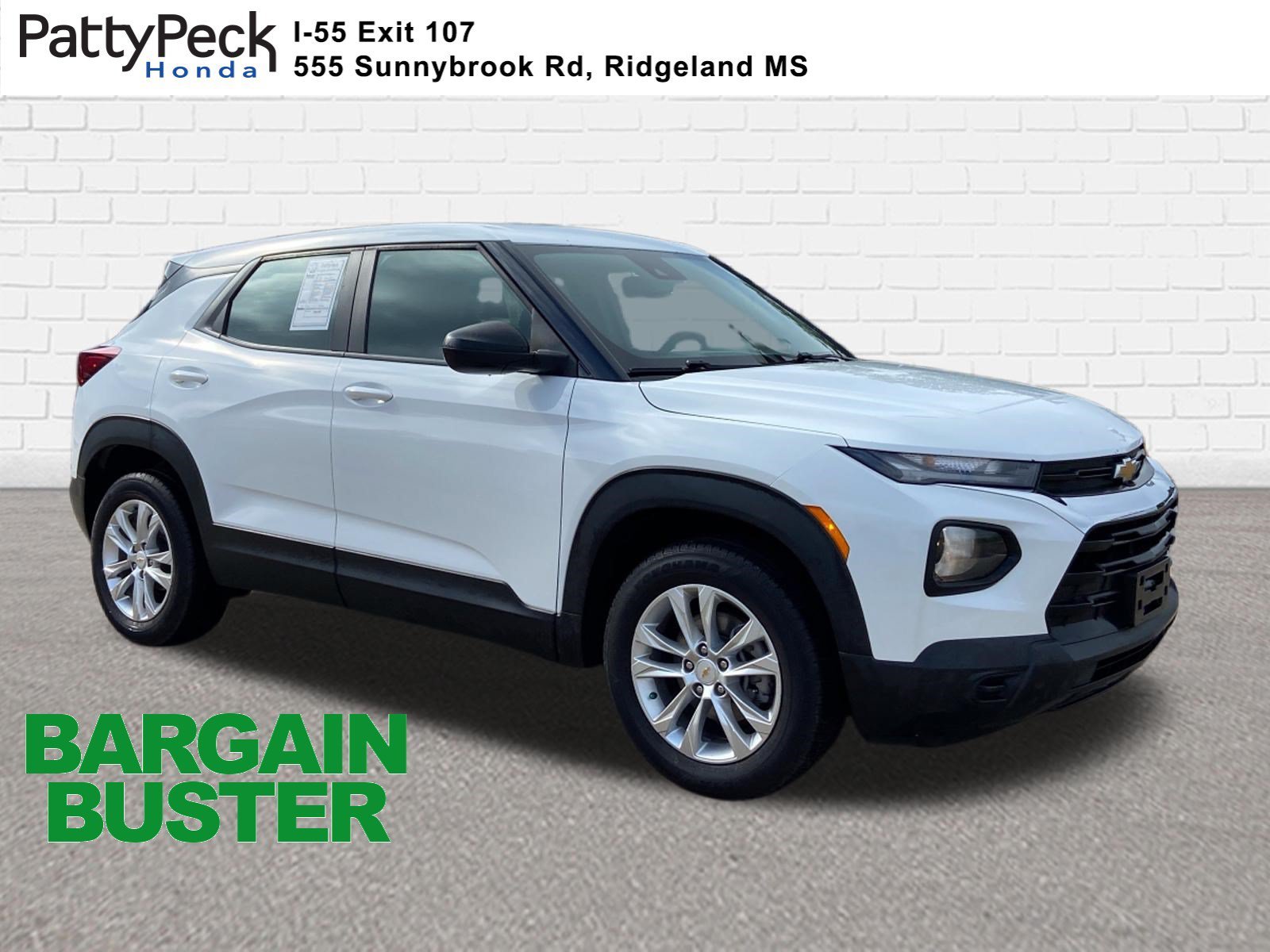 Used 2021 Summit White Chevrolet LS image 1