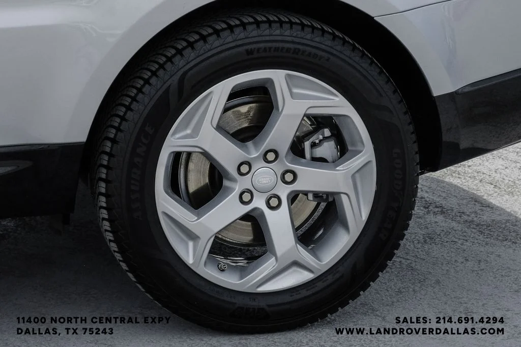 Used 2019 Silver Land Rover HSE image 59