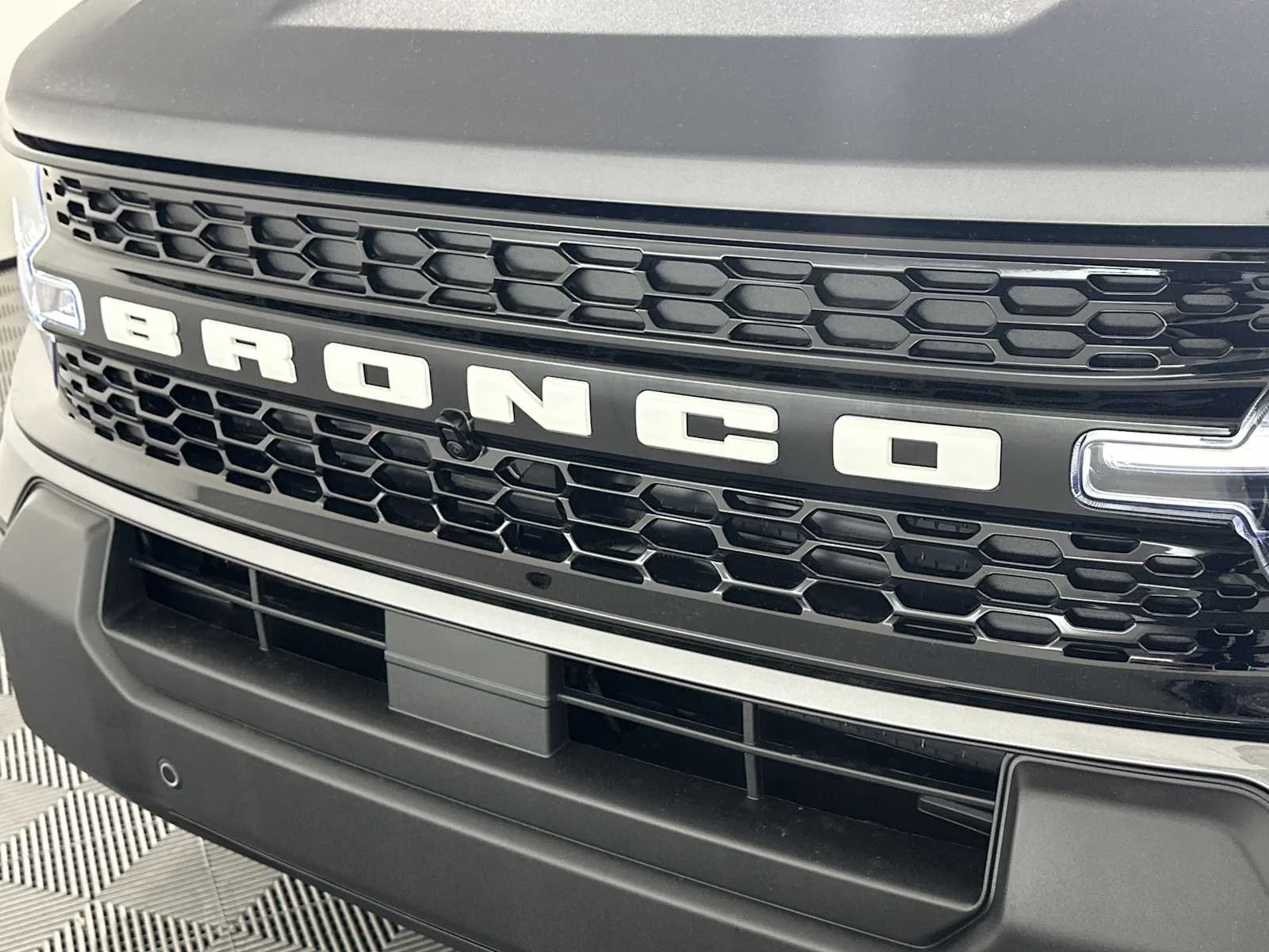 New 2026 Carbonized Gray Ford Outer Banks image 15