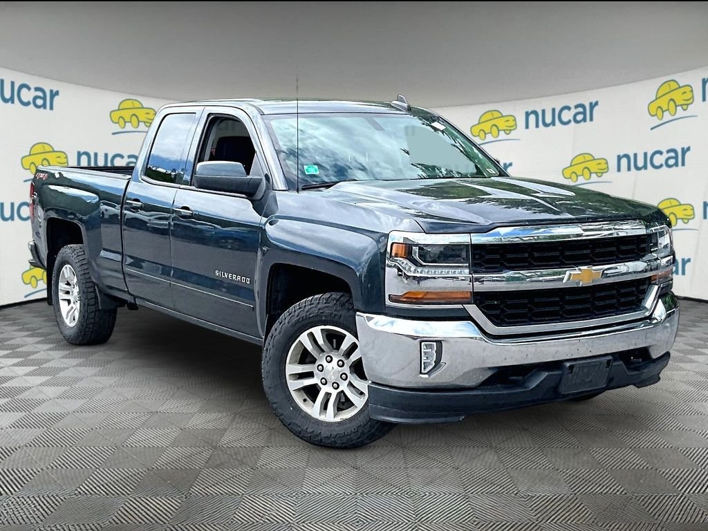 Used 2019 Graphite Metallic Chevrolet LT image 1