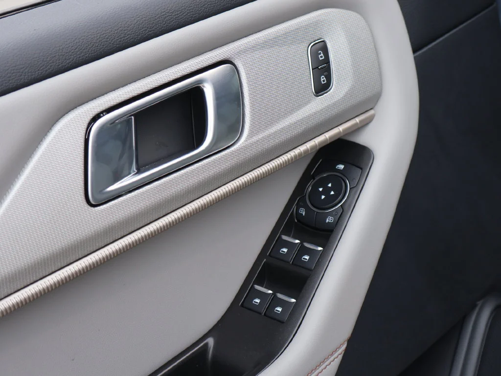 New 2026 Vapor Blue Metallic Ford Active image 22