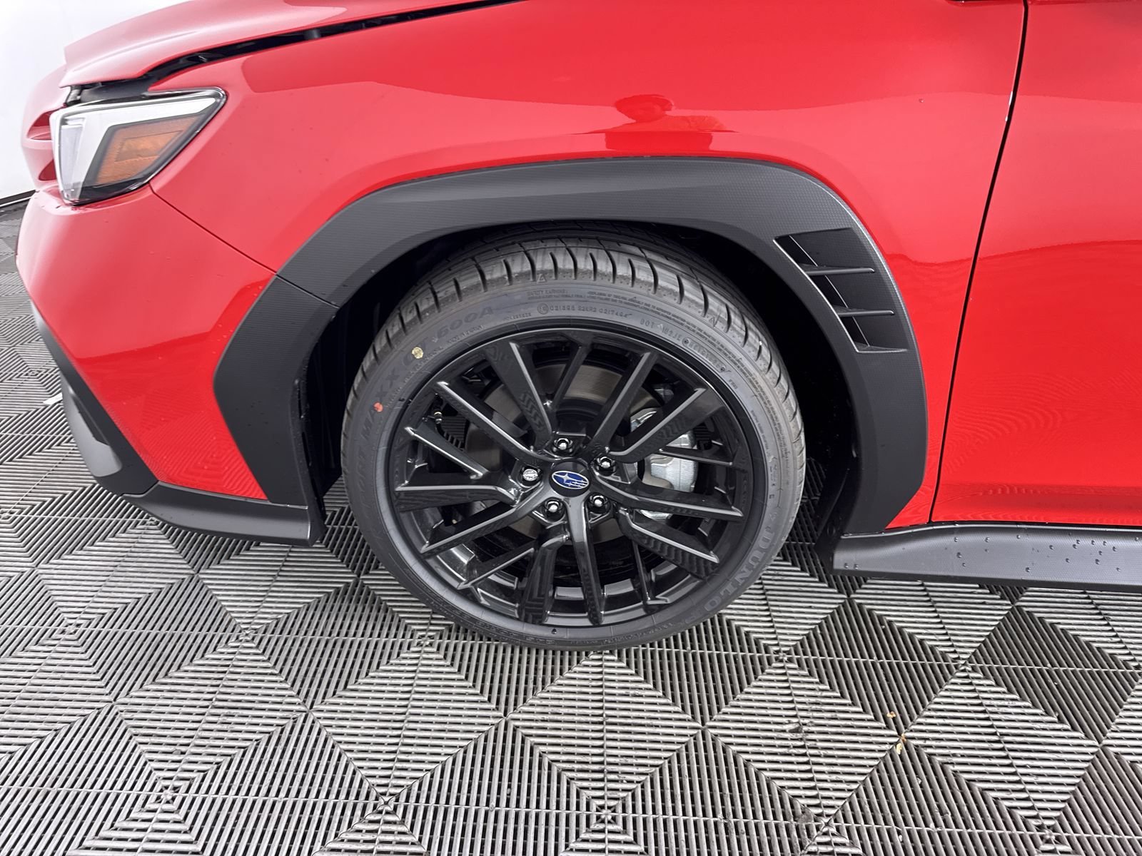 New 2026 IGNITION RED Subaru Limited image 26