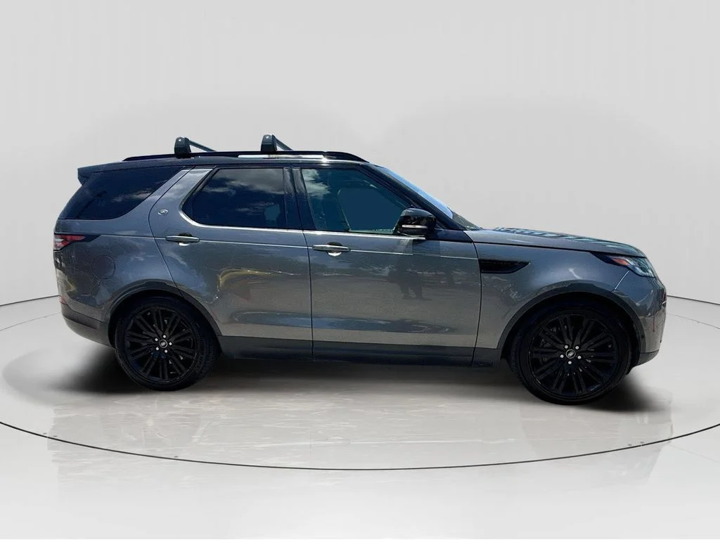 Used 2019 Gray Land Rover HSE image 8