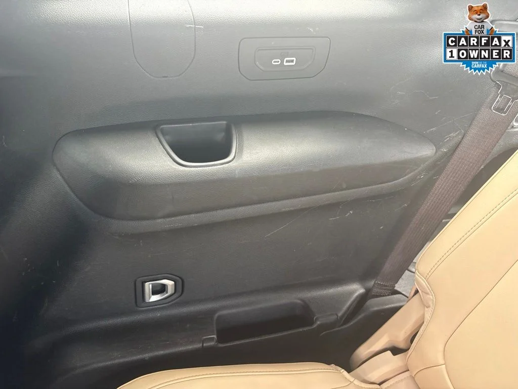Used 2023 Black Jeep Limited image 34