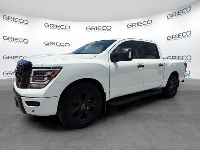 Used 2024 Glacier White Nissan SV image 3