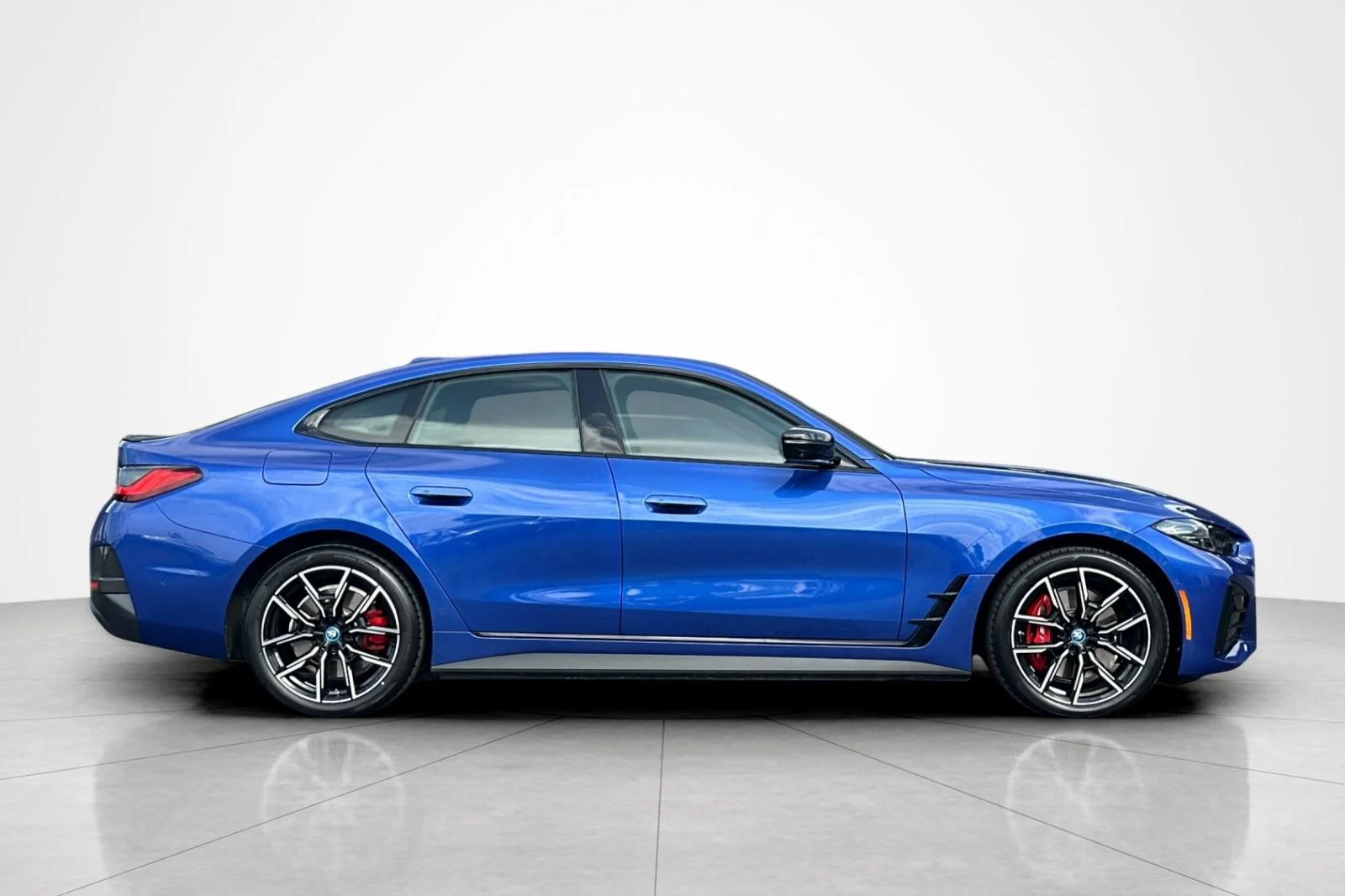Certified Used 2023 Portimao Blue Metallic BMW eDrive40 image 6