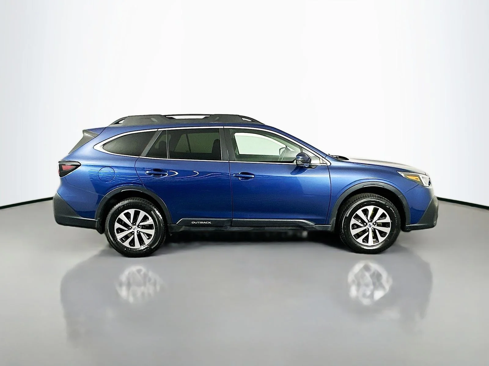 Used 2020 Abyss Blue Pearl Subaru Premium image 10