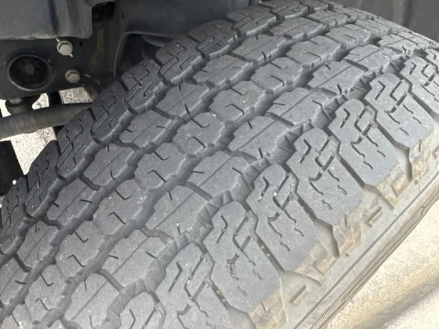Used 2020 Gray Jeep Sport 4x4 image 2