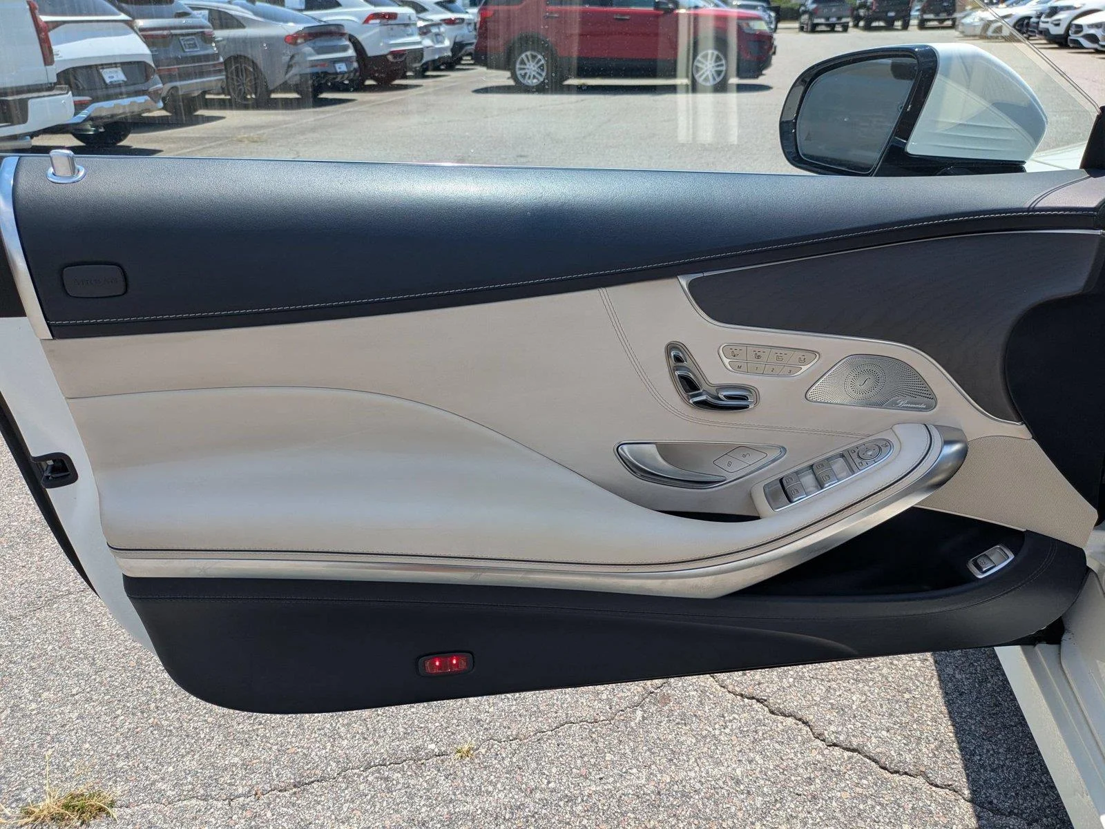Used 2018 designo Diamond White Metallic Mercedes-Benz S 560 image 12
