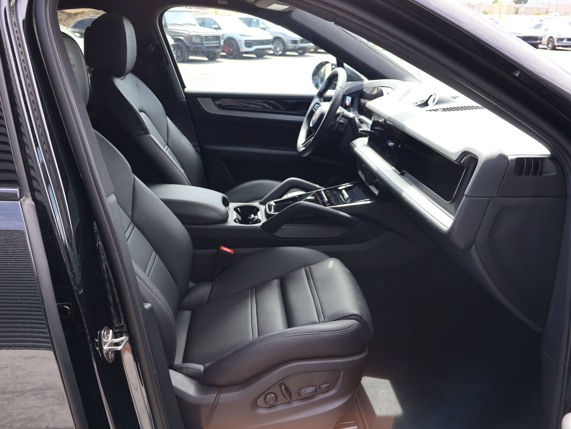 Used 2026 Chromite Black Metallic Porsche  image 30