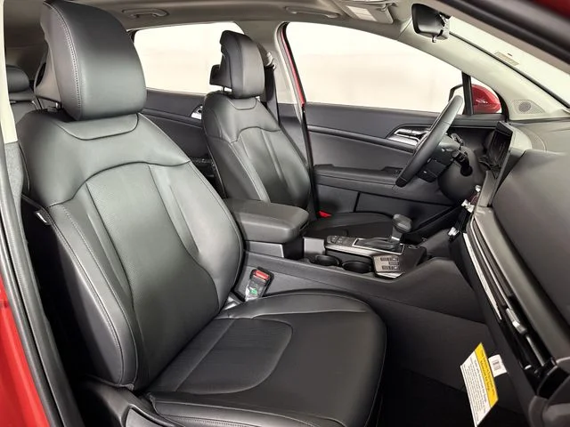 New 2027 Runway Red Kia EX image 24