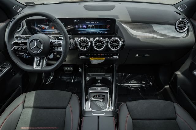 New 2026  Mercedes-Benz GLA 35 AMG® image 24