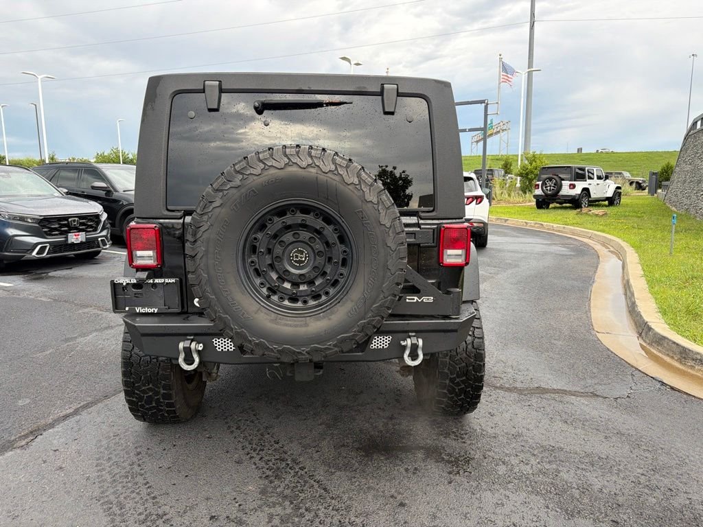 Used 2018 Black Jeep Unlimited Sport image 6