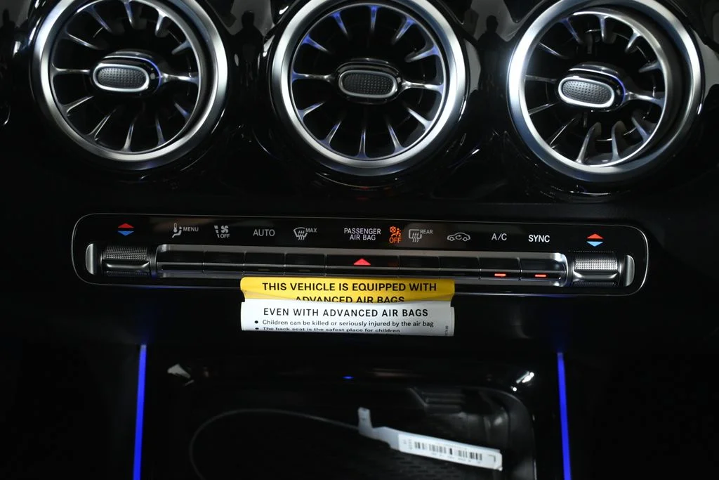 Used 2026 White Mercedes-Benz GLA 250 image 23