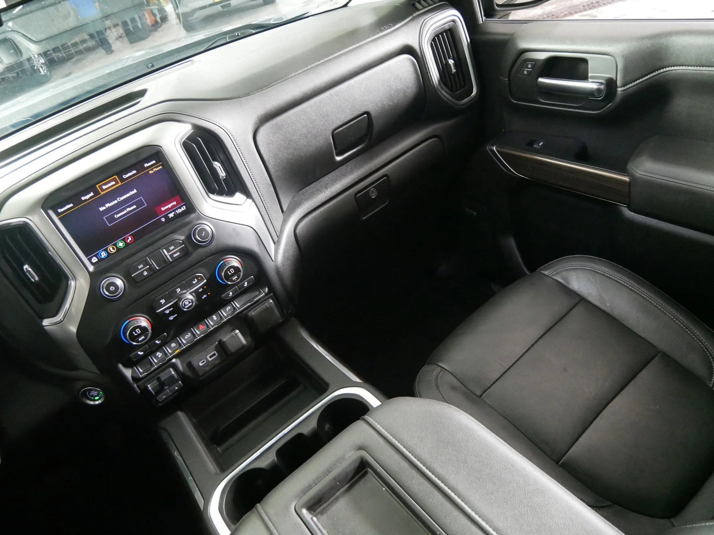 Used 2019 Shadow Gray Metallic Chevrolet LT Trail Boss image 11