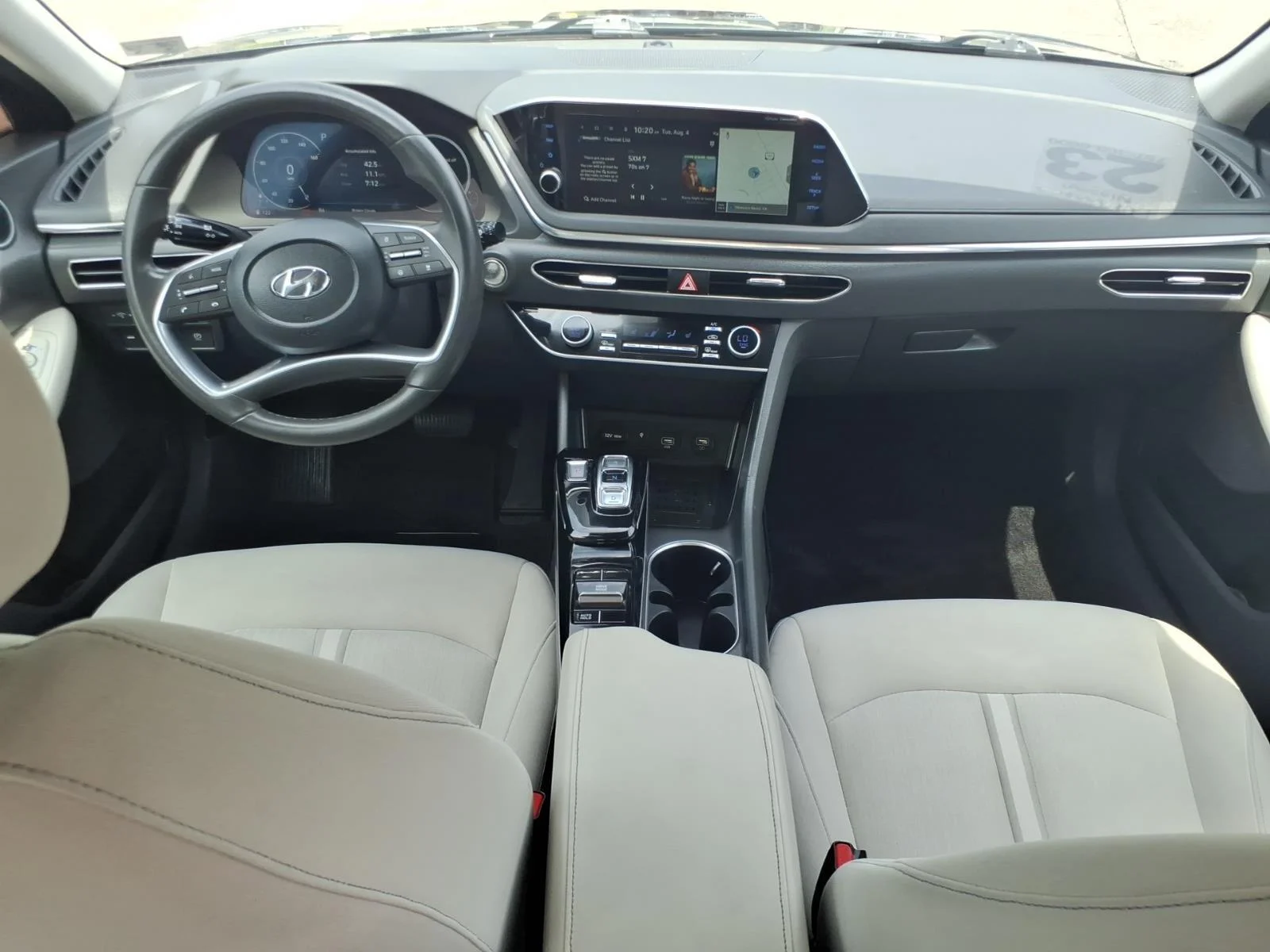 Used 2023 Portofino Gray Hyundai SEL image 23