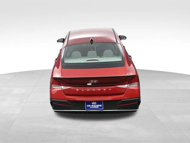 Used 2026 Red Hyundai SEL Sport image 27