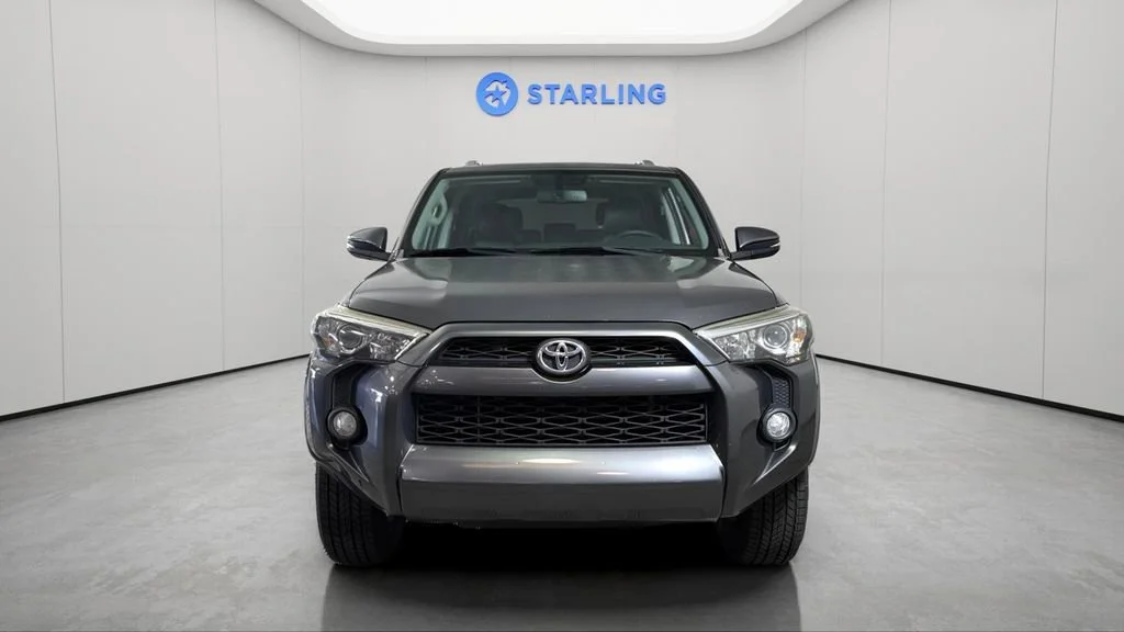 Used 2017 Gray Toyota SR5 image 15