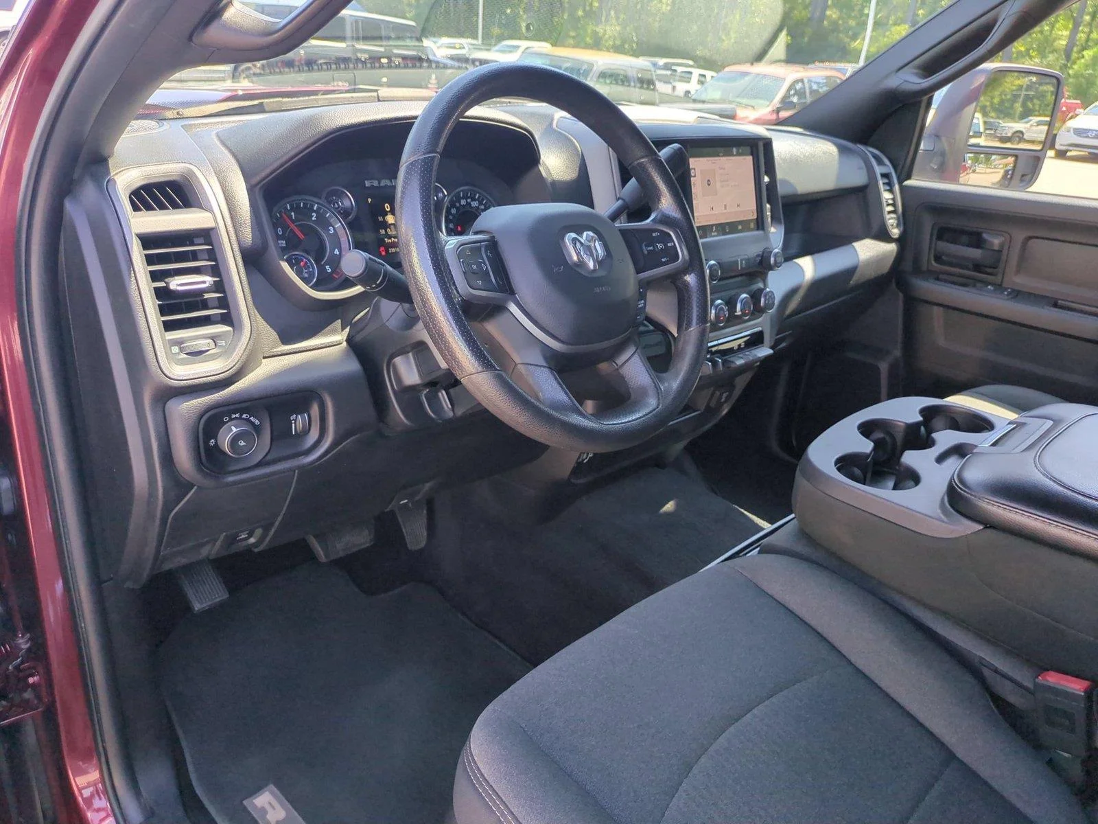 Used 2024 Delmonico Red Pearlcoat Ram Tradesman image 18
