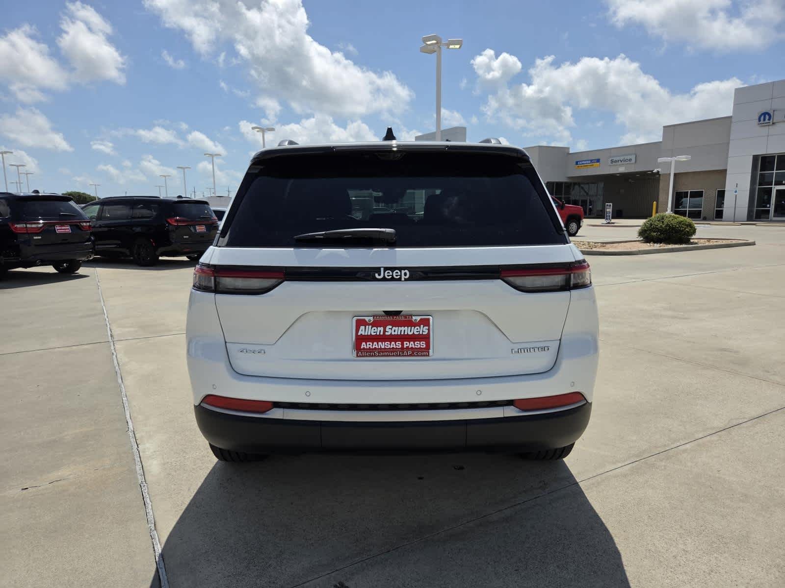 New 2026 Bright White Clearcoat Jeep Limited image 4