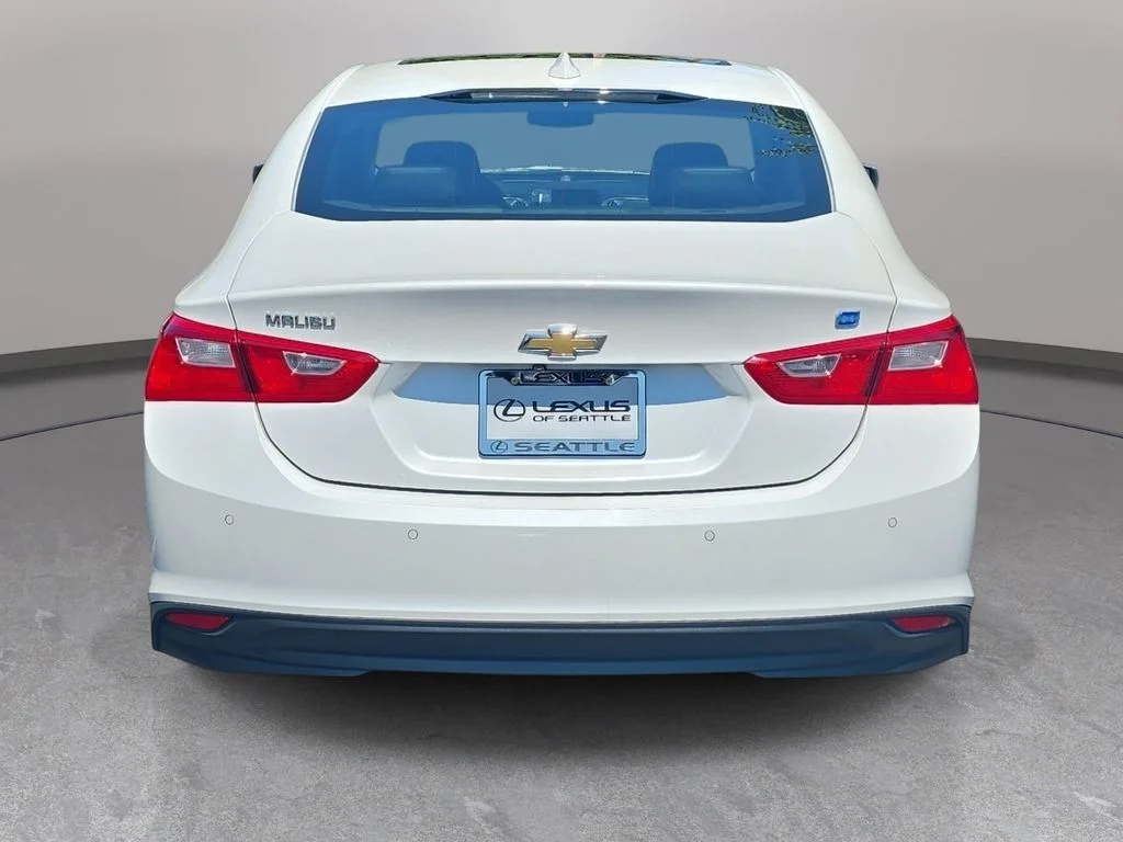 Used 2017 Beige Chevrolet Hybrid image 7