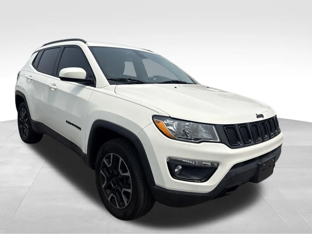 Used 2019 White Jeep Sport image 5