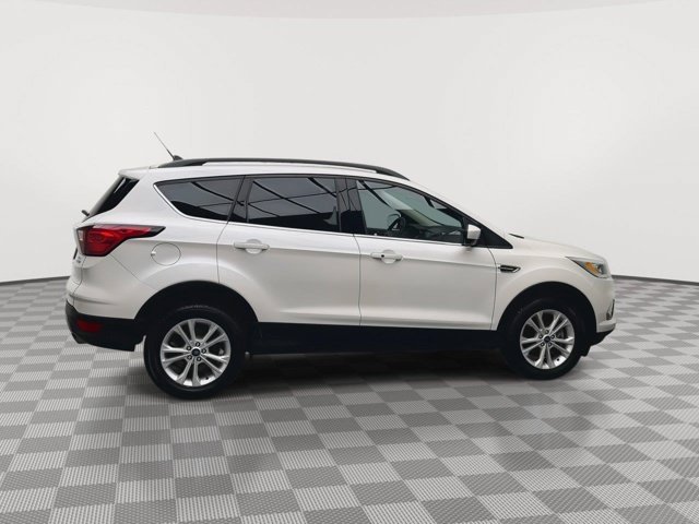 Used 2019 White Platinum Metallic Tri-Coat Ford SEL image 38