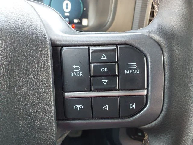 Certified Used 2025  Ford Lariat image 20