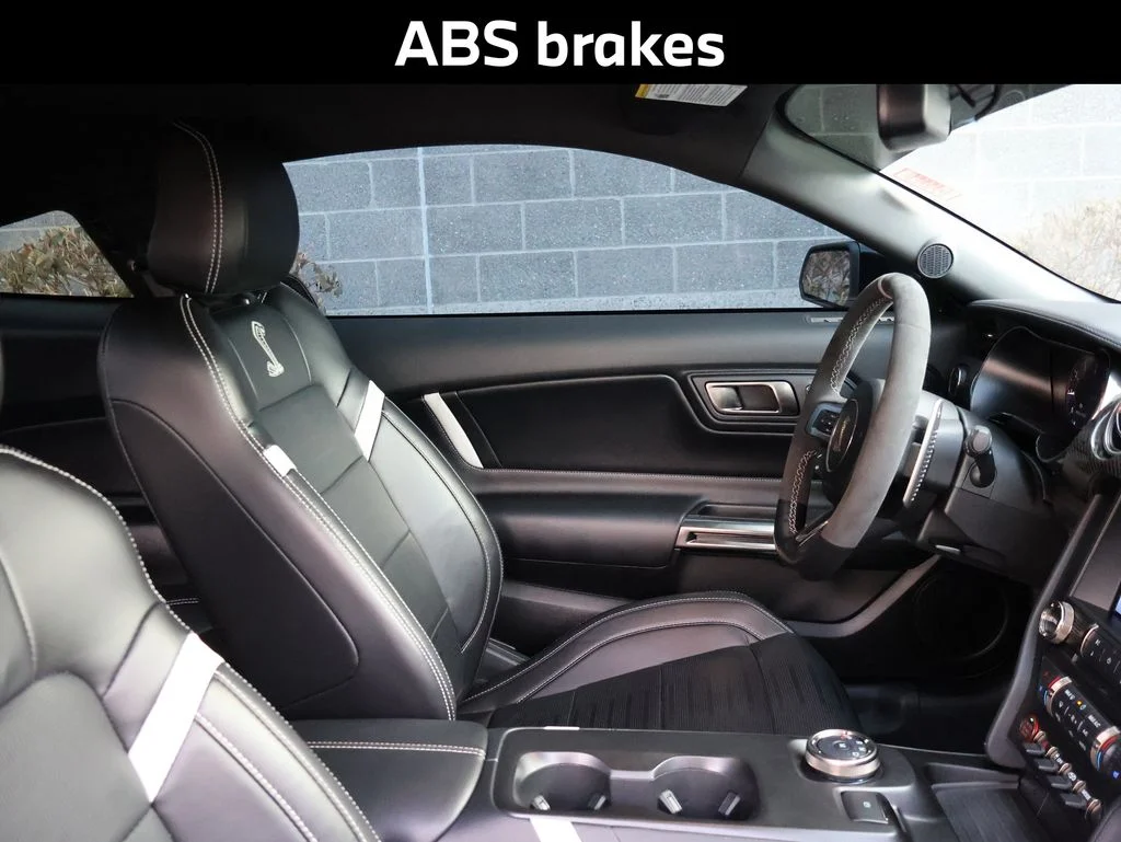 Used 2022 White Ford Shelby GT500 image 11