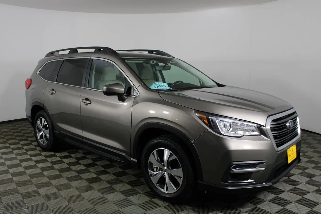Used 2022 Brown Subaru Premium image 1