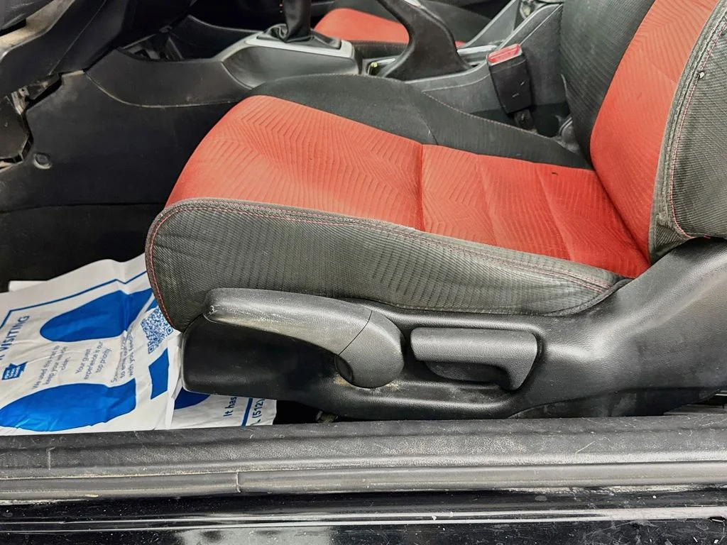 Used 2015 Crystal Black Pearl Honda Si image 21