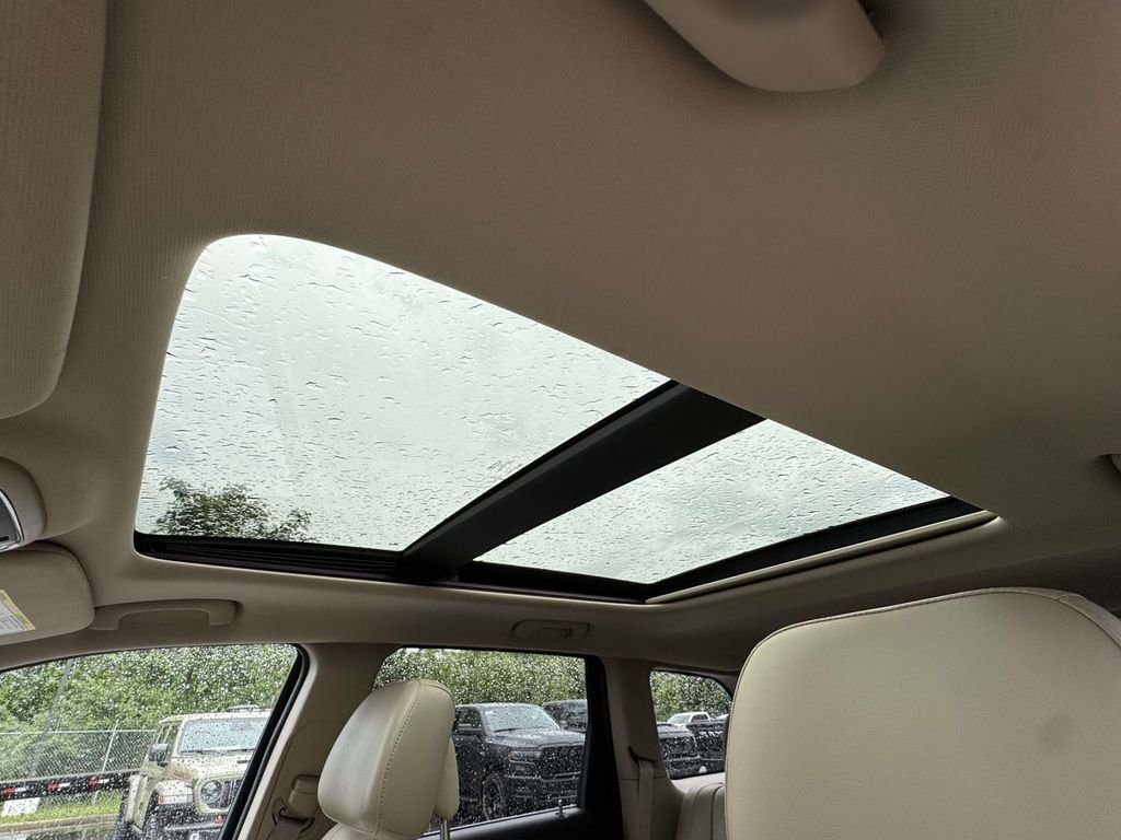 Used 2014 Black Jeep Limited image 4