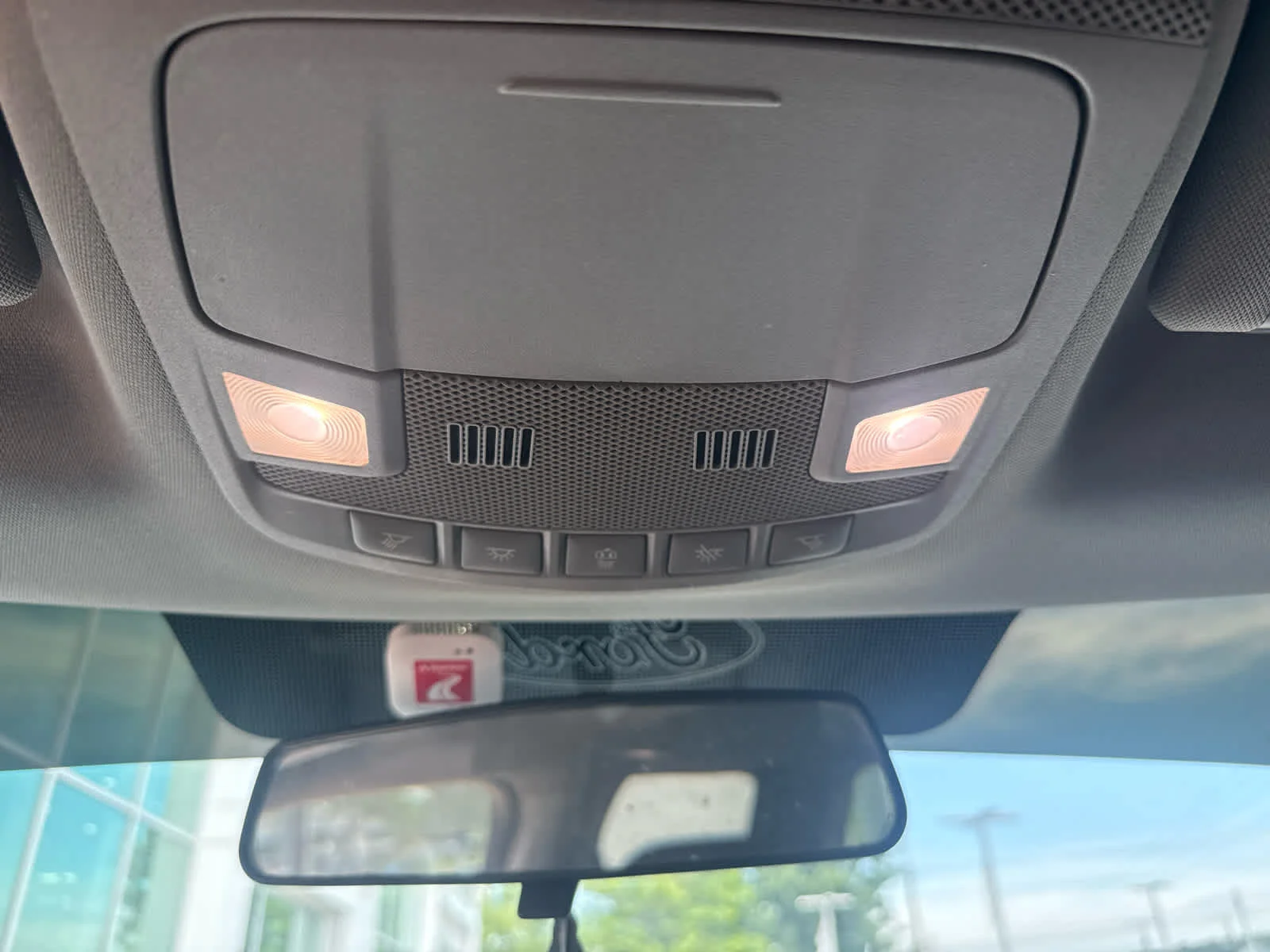 Used 2017 Oxford White Ford XLT image 15