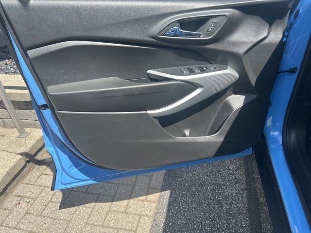 Used 2024 Fountain Blue Chevrolet 1RS image 11