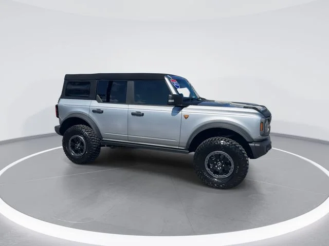 Used 2023 Silver Ford Badlands image 8