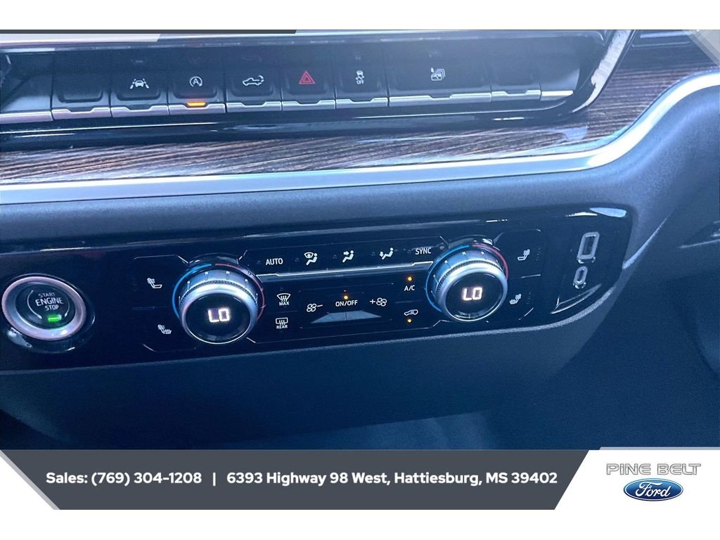 Used 2022 Onyx Black GMC Elevation image 24