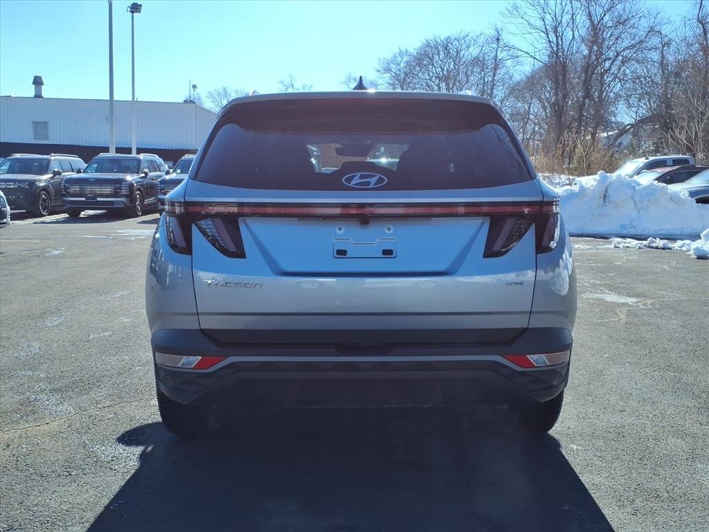 Used 2023 Shimmering Silver Metallic Hyundai SEL image 4