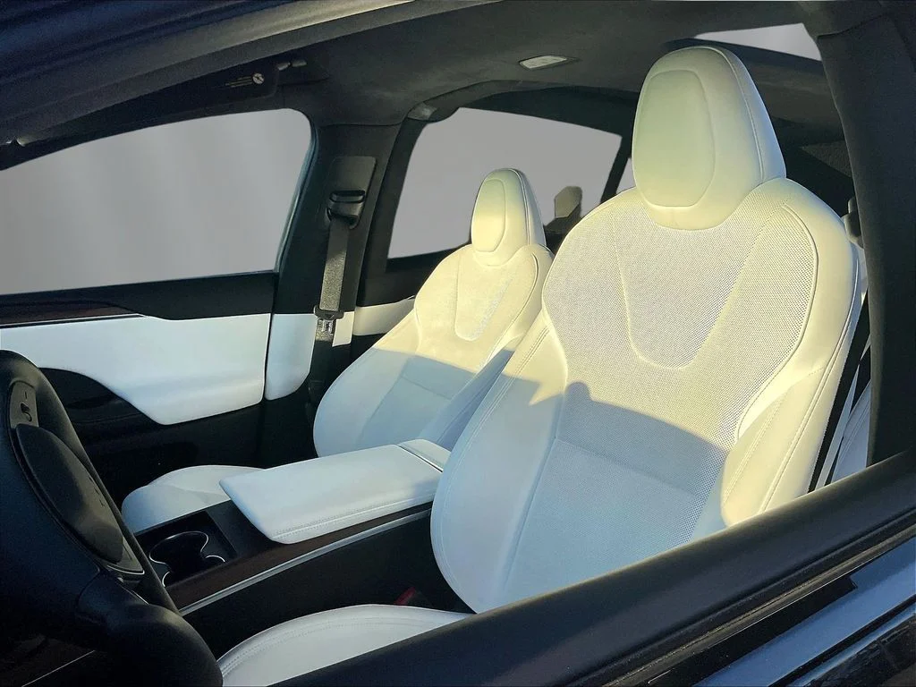 Used 2023 Black Tesla Standard Range image 20