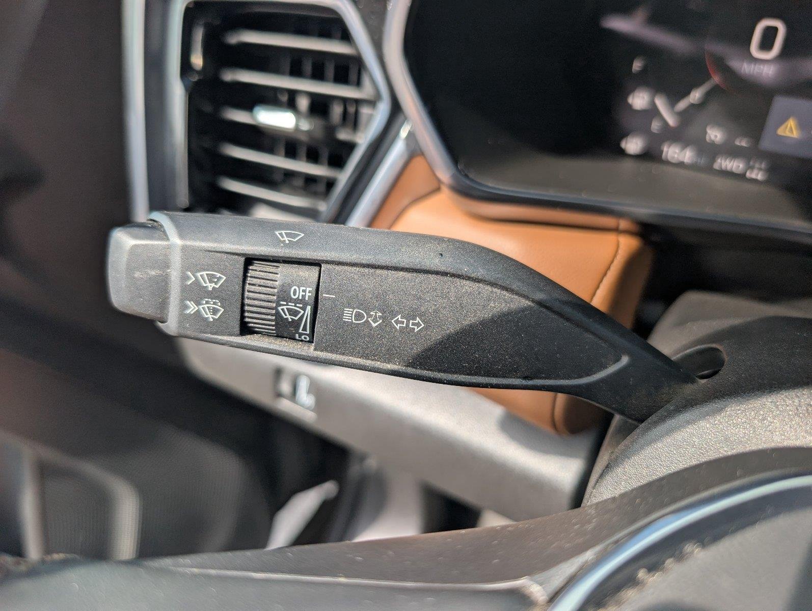 Used 2024 Deep Bronze Metallic GMC AT4 image 29