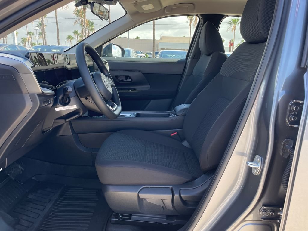 Used 2026 Gray Nissan S image 9