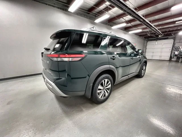 2024 Nissan Pathfinder SL - Photo 8