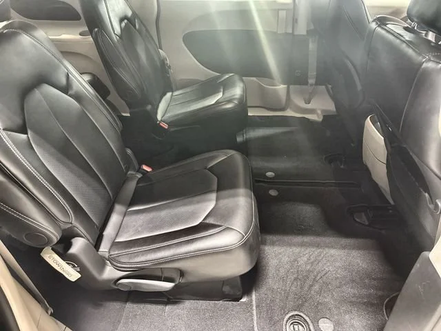 2024 Chrysler Pacifica Touring L - Photo 27