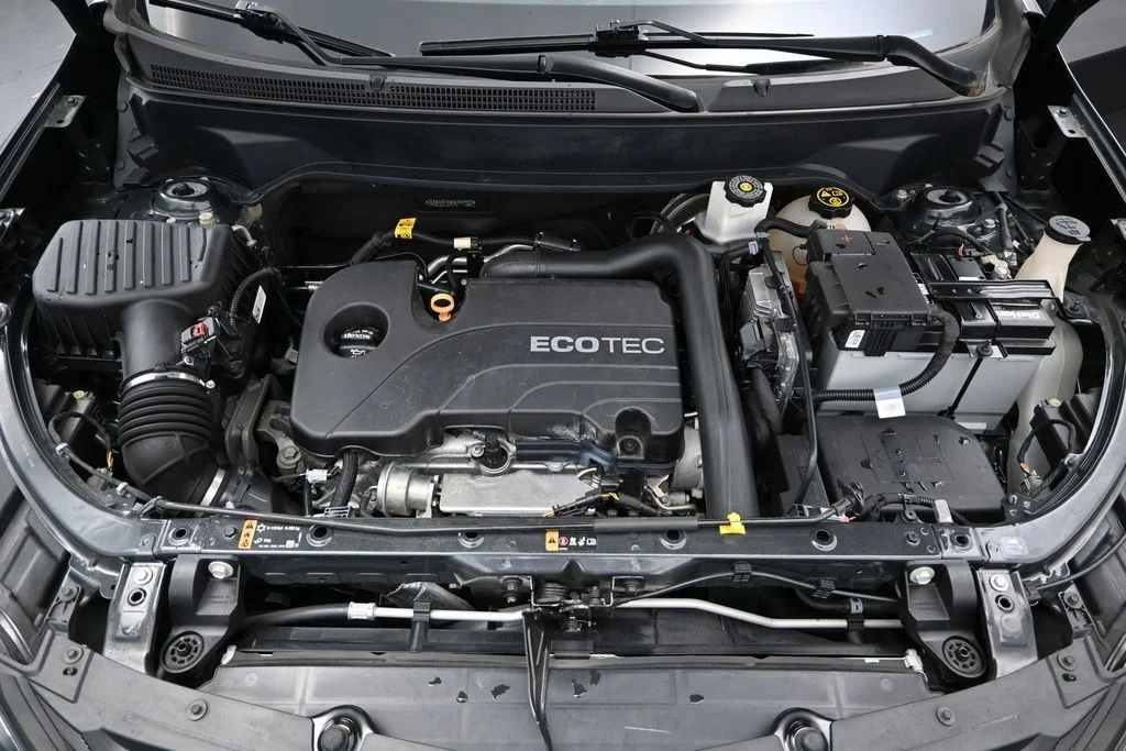 Used 2019 Gray Chevrolet LT image 29